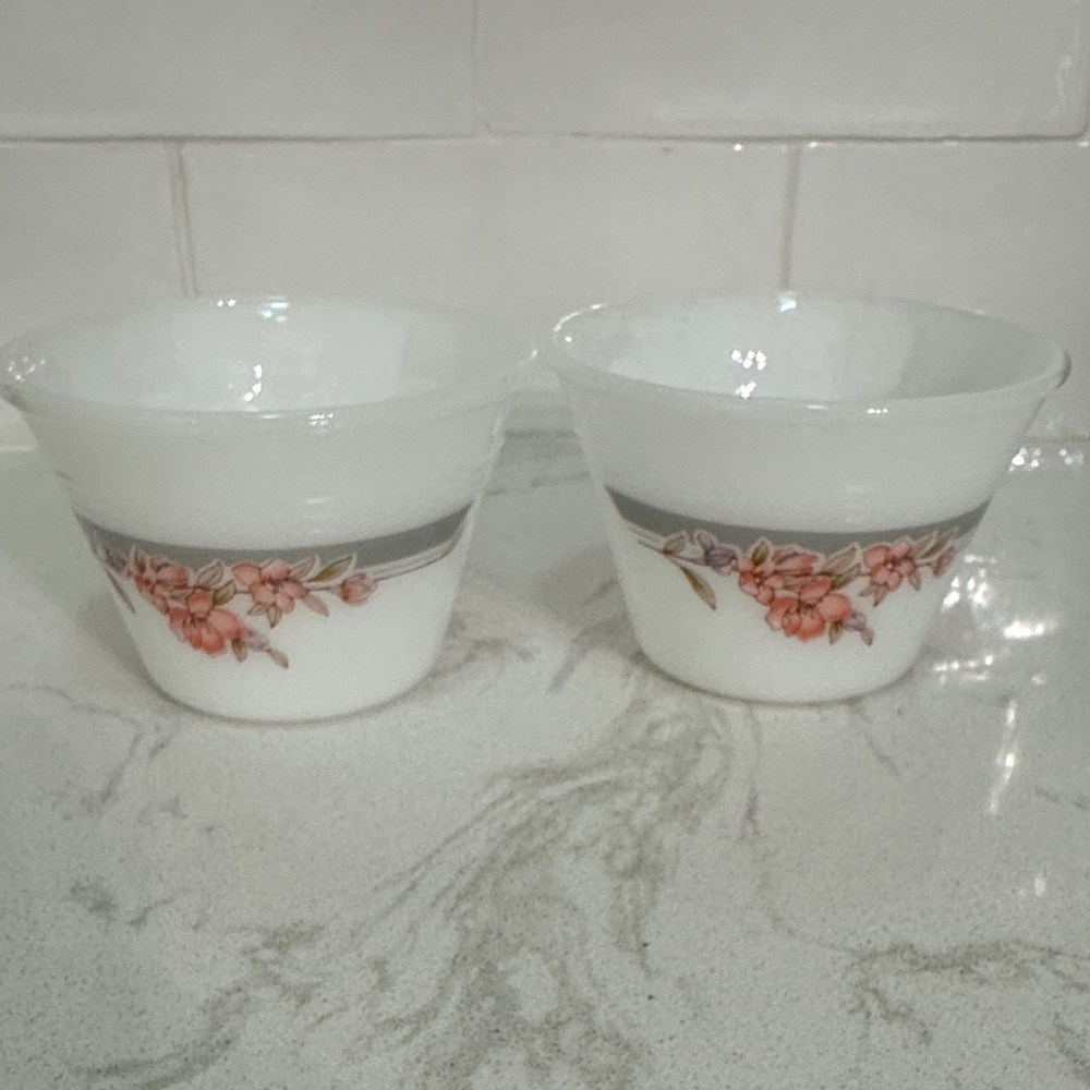 Indopal Indonesian White Floral Milk Glass custard bowls (Set of 2)